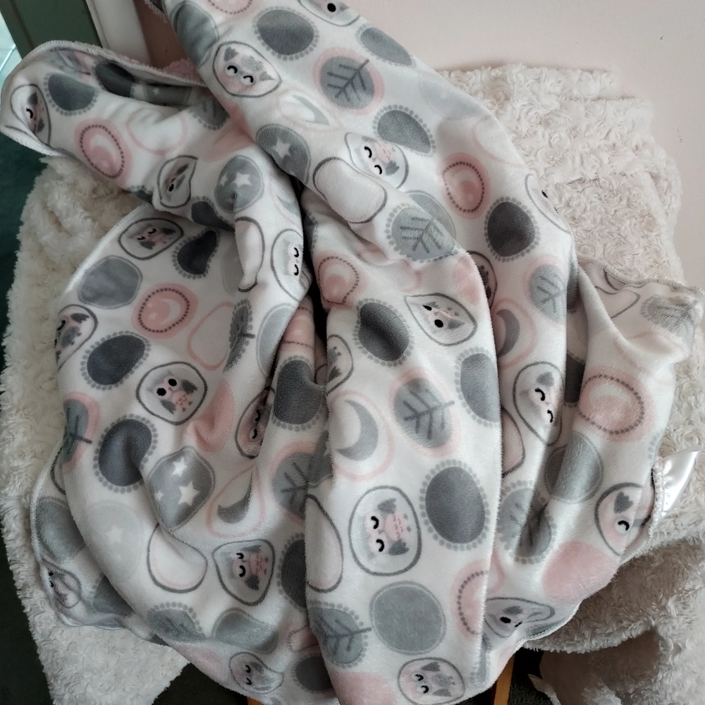 Soft Pink & Gray Hoot Owl Sherpa baby crib blanket Baby Shower Cozy Fall Winter